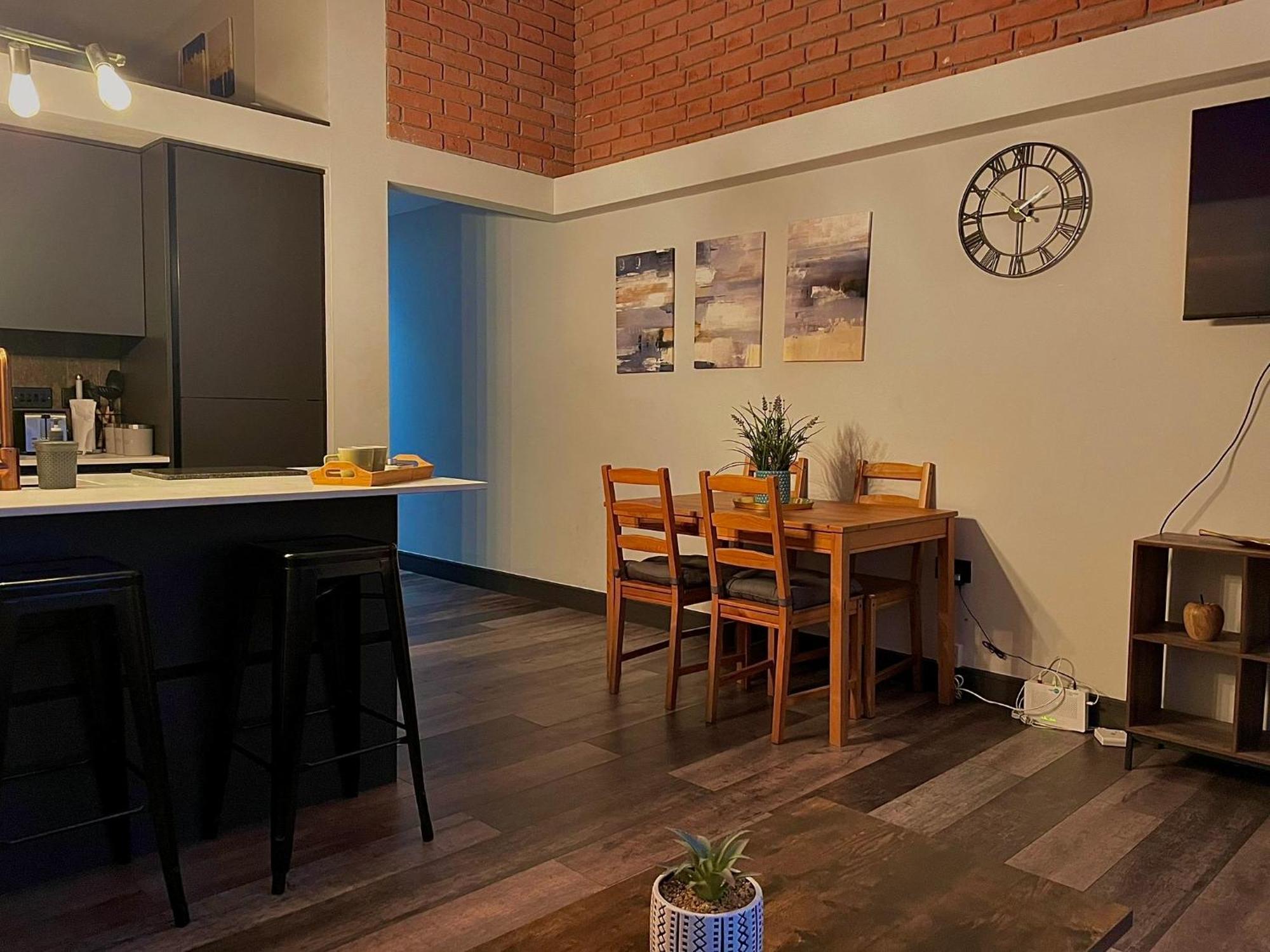 Artistic, Cozy, Stylish, Open Plan, City Centre 1Br Sheffield Luaran gambar